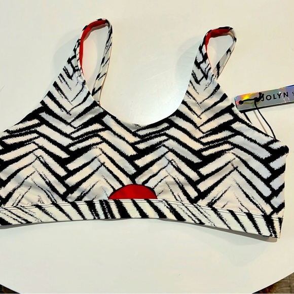 Jolyn Surf Amelia Bikini Top - 1X - Picture 1 of 7